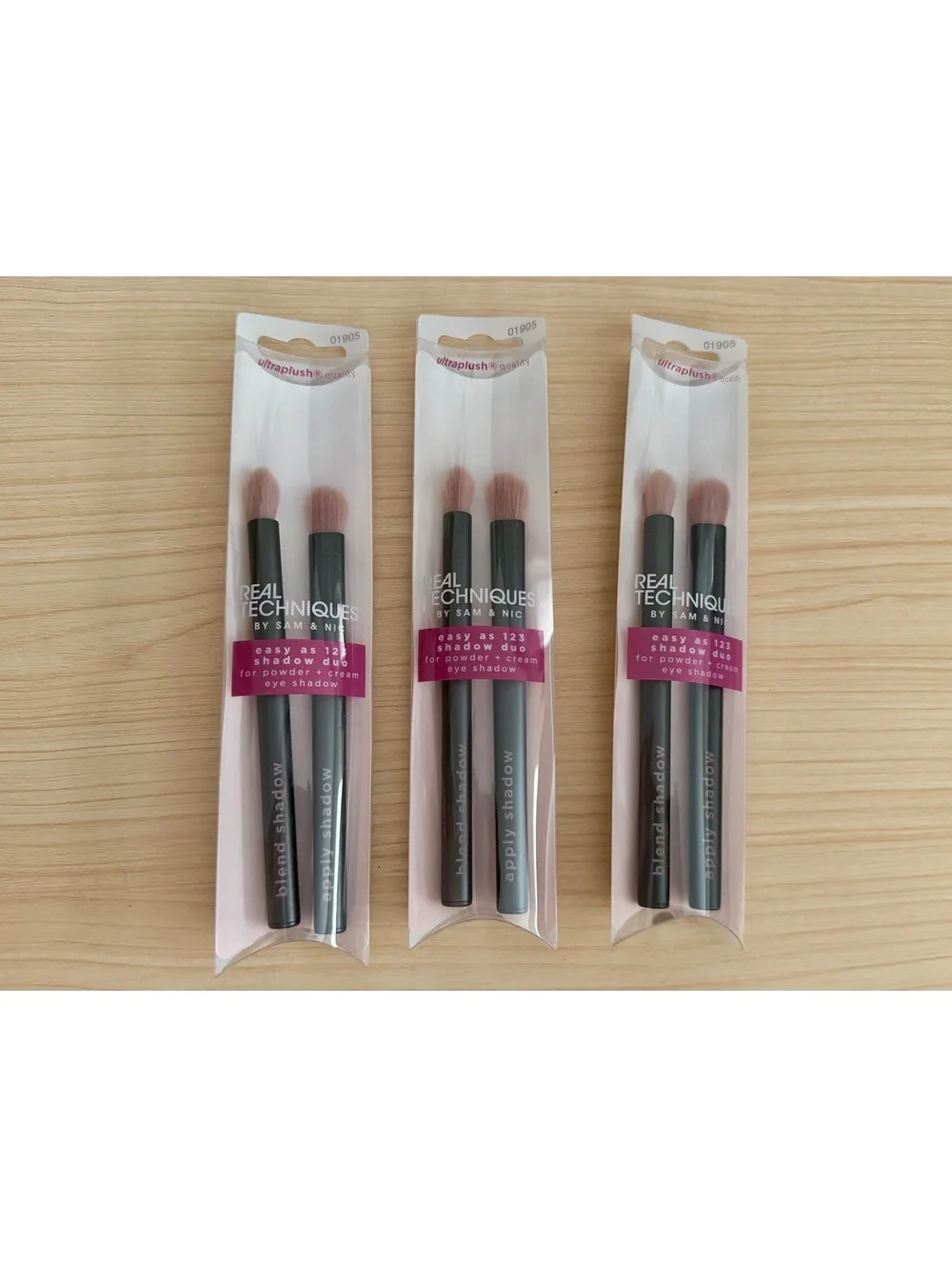 Real Techniques Easy As 1 2 3 Shadow Duo Eye Makeup Brushes Lot of 3 NIP
